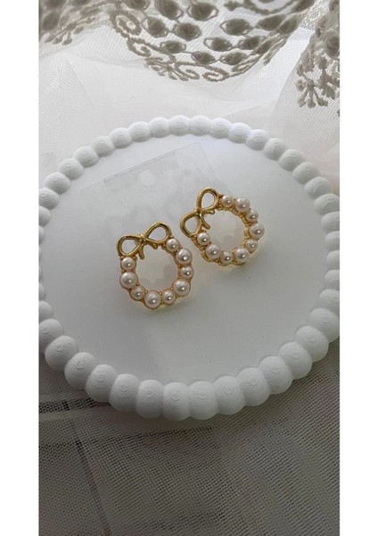 Zarafetin Işıltısı: Inci Detaylı Çelik Yuvarlak Küpe modelleri