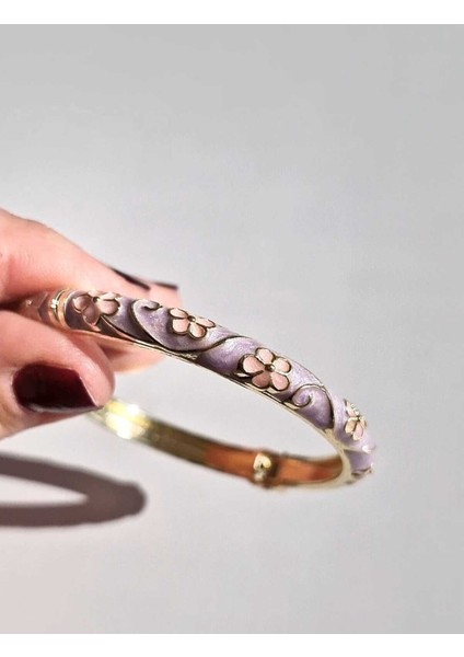 Mor Renkli Mineli Kelepçe