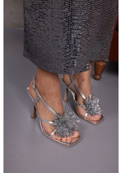 Capri Kadin Fuşya Puskullu Topuklu Sandalet