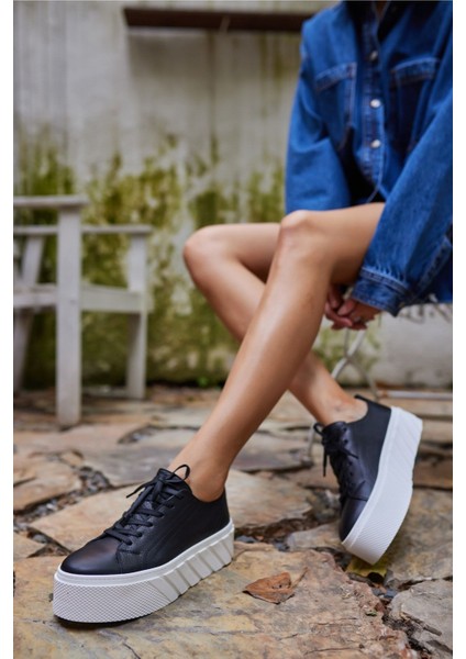 Sarah Kadın Siyah Gercek Deri Sneaker fiyatları