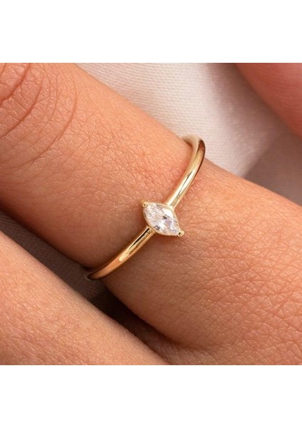 Tektaş Altın Yüzük - 14 Ayar Altın Markiz Zirkon Taşlı Minimal Tek Taş Altın Yüzük - Hediyelik indirimleri