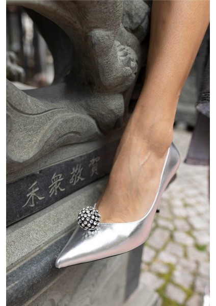 Leonor Kadin Altin Ithal Aksesuar Topuklu Ayakkabi indirimleri