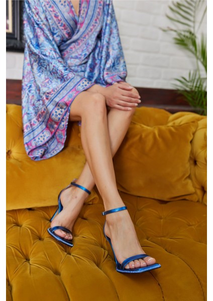 Lipari Kadin Orange Tek Bant Tabani Taşli Topuklu Sandalet fırsatları