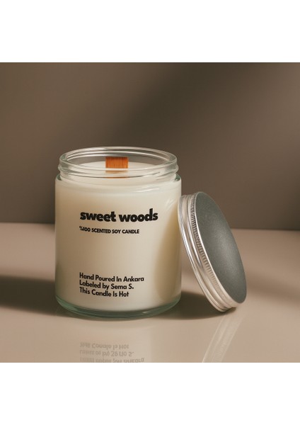 : Sweet Woods : Cam Kavanozda Kokulu %100 Soya Mum (Bal, Sedir Ağacı, Tonka, Bergamot, Karamel)