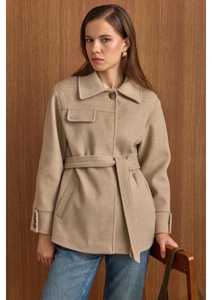 Gömlek Yaka Kuşak Detaylı Oversize Kısa Kaban TAŞ 3155 modelleri