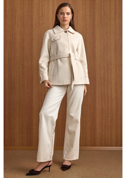 Gömlek Yaka Kuşak Detaylı Oversize Kısa Kaban EKRU 3155 modelleri