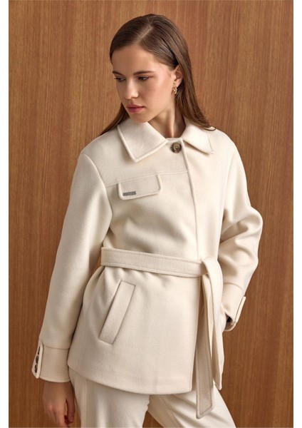 Gömlek Yaka Kuşak Detaylı Oversize Kısa Kaban EKRU 3155 indirimleri