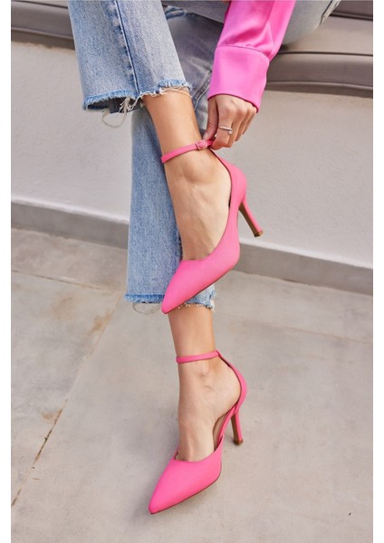 Laura Kadın Fusya Topuklu Ayakkabi fırsatları