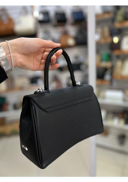 67-8131 Kadın Omuz ve Kol Çanta-Siyah