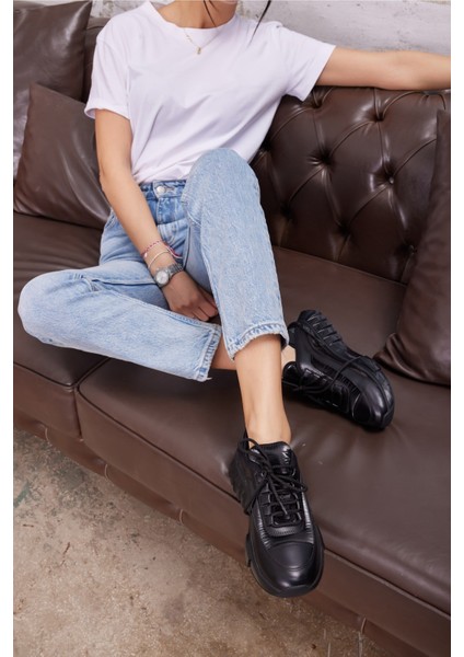 Cayla Kadin Siyah Özel Airtaban Sneaker fiyatları