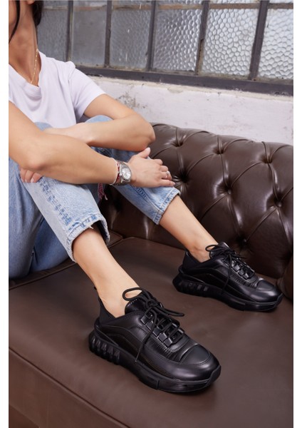 Cayla Kadin Siyah Özel Airtaban Sneaker modelleri
