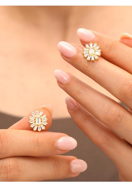 925 Ayar Sarı Altın Kaplama Baget Taşlı Gümüş Küpe