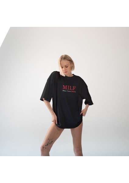 Mılf / Man I Love Ferrari Oversize Tişört - Siyah fiyatları