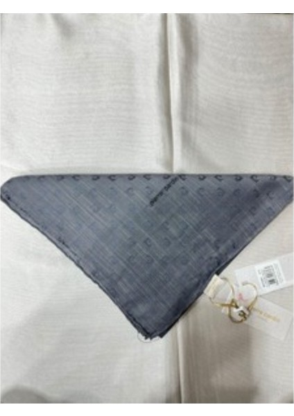 Logolu Ipek Koton Jakar Eşarp - 8933984-974 modelleri