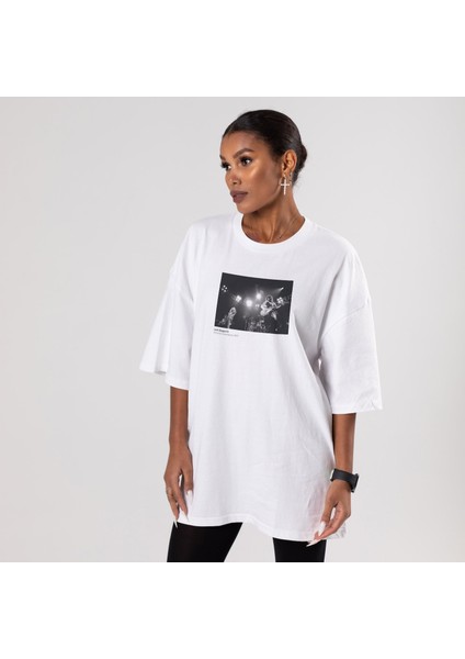 LED Zeppelin Pontiac Silverdome 1977 Oversize Tişört - Beyaz fiyatları