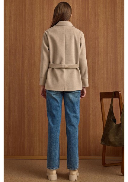 Gömlek Yaka Kuşak Detaylı Oversize Kısa Kaban TAŞ 3155