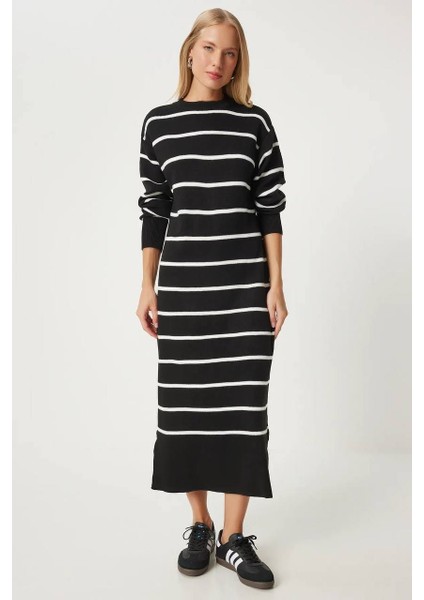 Bisiklet Yaka Uzun Kollu Çizgili Yandan Yırtmaçlı Uzun Triko Elbise