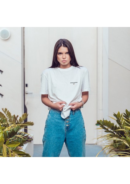 Nürburgring Artwork Oversize Tişört - Beyaz modelleri