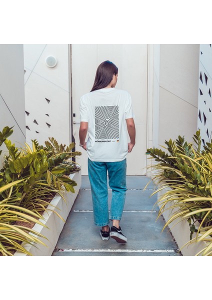 Nürburgring Artwork Oversize Tişört - Beyaz fırsatları