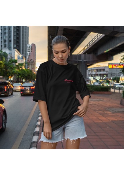 Raspberry Oversize Tişört - Siyah modelleri