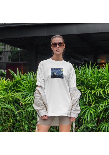 The Starry Night Oversize Tişört - Beyaz fiyatları