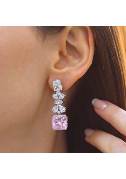 Pembe Kare Çiçekli Gümüş Işıltı Gümüş Küpe fiyatları