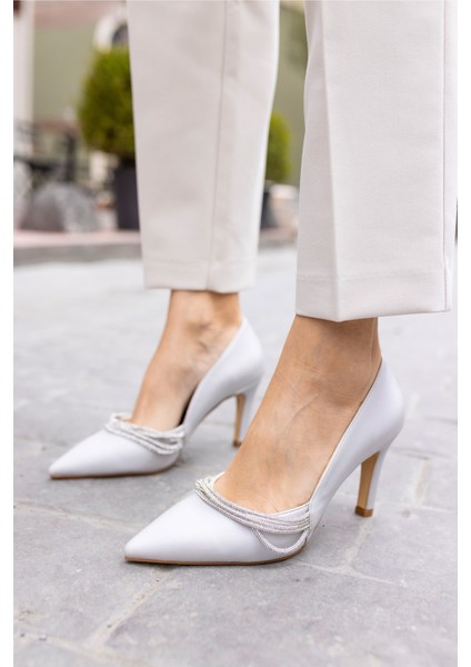 Reto Kadın Gumus Saten Taş Detay Topuklu Ayakkabi fiyatları