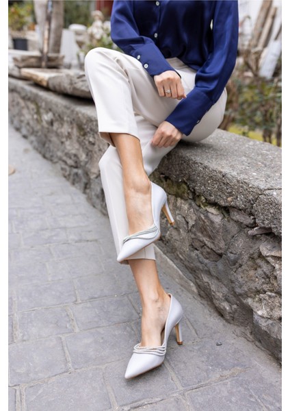 Reto Kadın Gumus Saten Taş Detay Topuklu Ayakkabi