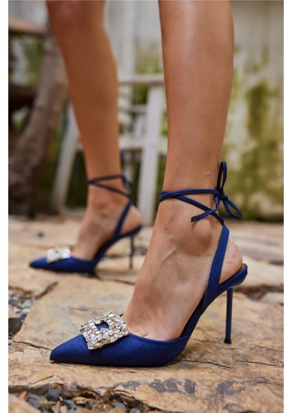 Noir Kadin Açik Kot Taşli Topuklu Ayakkabi