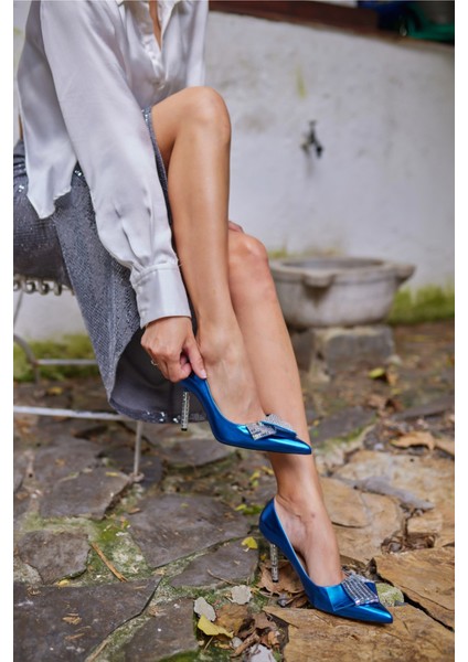 Alava Kadin Fusya Metalık Taş Detay Stıletto fırsatları