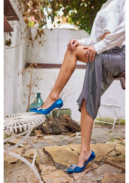 Alava Kadin Fusya Metalık Taş Detay Stıletto