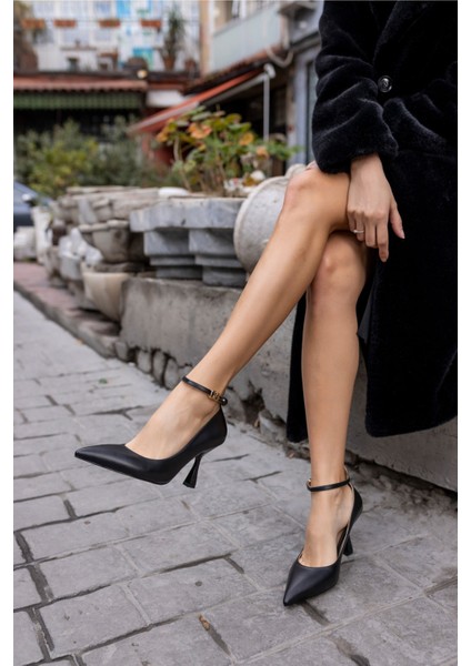 Sity Kadın Siyah Topuklu Ayakkabi fiyatları