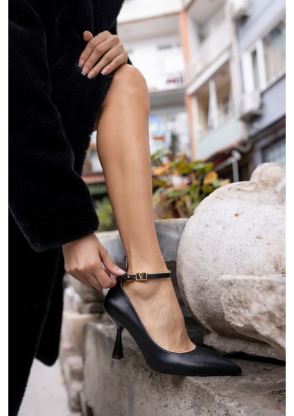 Sity Kadın Siyah Topuklu Ayakkabi indirimleri