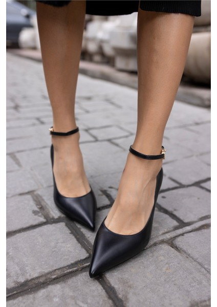 Sity Kadın Siyah Topuklu Ayakkabi