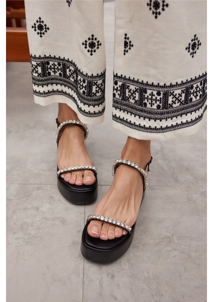 Disco Kadın Fusya Taş Detay Sandalet