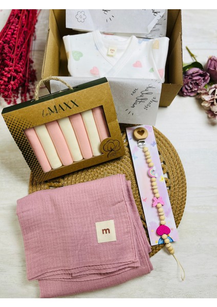 Renkli Kalpli Pembe Müslin Battaniyeli Set Kız Bebek