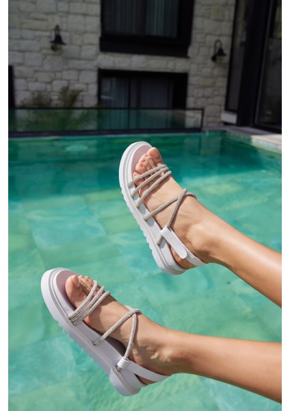 Flowe Kadin Siyah Taş Detay Fusped Taban Sandalet