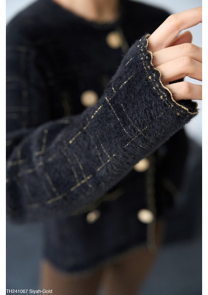 Kadın Kendinden Desenli Düğmeli Hırka