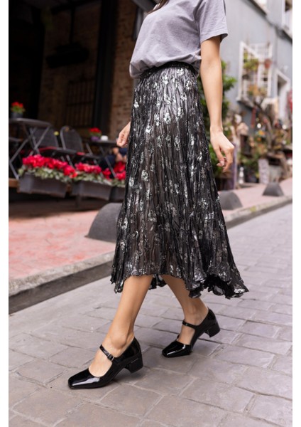 Nadoli Kadın Siyah Rugan Kalın Topuklu Ayakkabi