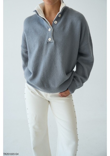 Kadın Yarım Düğmeli Çift Renk Yaka Basıc Kazak fiyatları