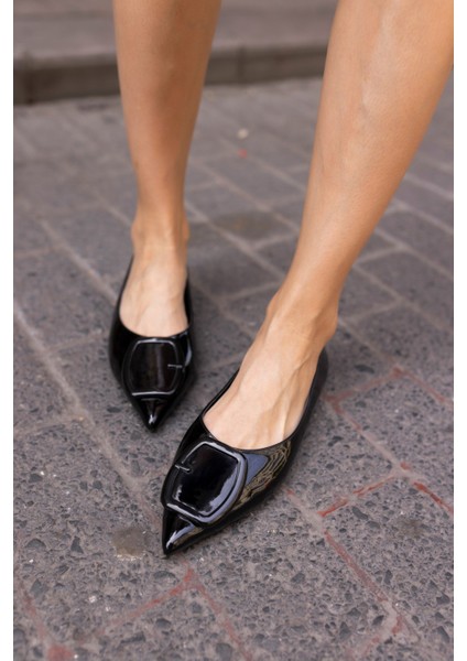 Kasri Kadin Siyah Rugan Dar Kalıp Babet modelleri