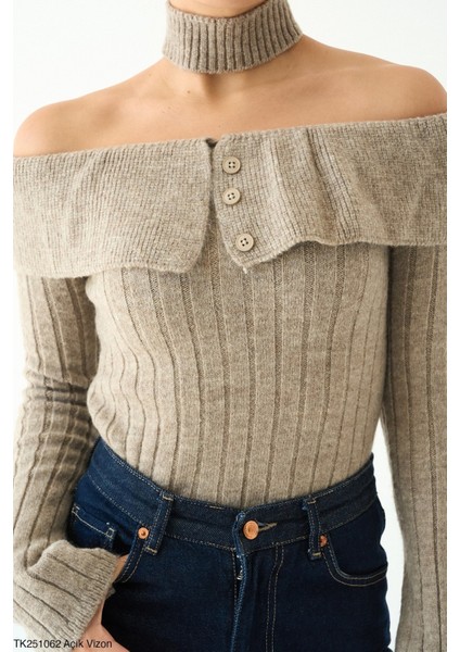 Kadın Vizon Düğmeli Omuz Açık Boyun Aksesuar Detaylı Triko Kazak fiyatları