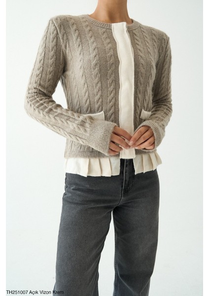 Kadin Düğmeli̇ Standart Beden Tri̇ko Hirka modelleri