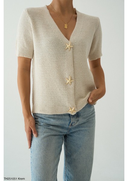 Kadın Yıldız Düğme Aksesuarlı Yarım Kol Hırka modelleri