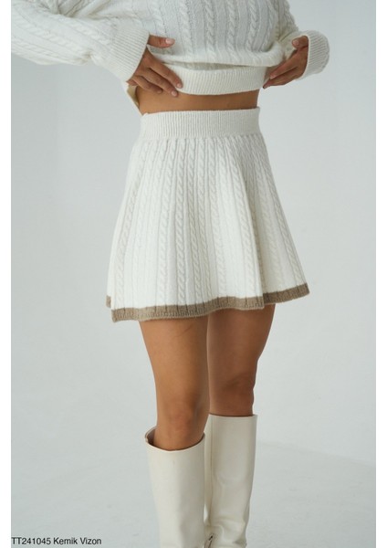 Kadın Triko Mini Etek Erkek Yakaz Kazak Ikili Takım modelleri