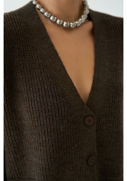 Kadın Düğmeli Standart Beden Kısa Basıc Triko Hırka fiyatları