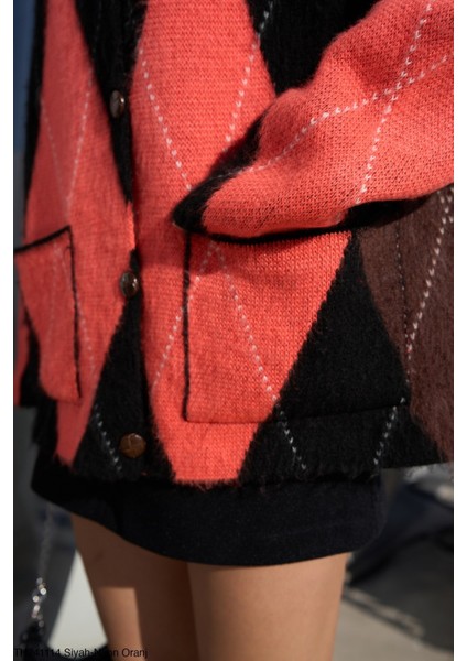 Kadın Baklava Deselnli Kalın Oversize Düğmeli Hırka