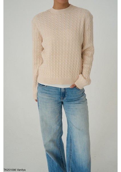 Kadın Basıc Saç Örgü Detaylı Kışlık Standart Kazak fiyatları