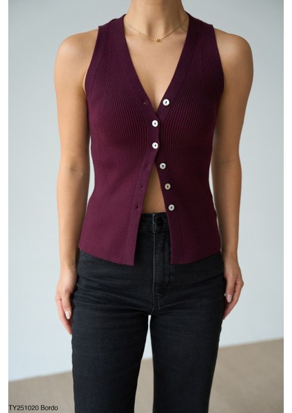 Kadın V Yaka Düğmeli Triko Yelek fiyatları
