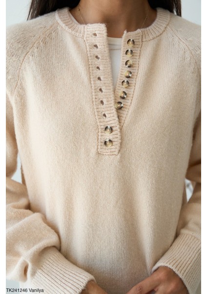 Kadın Yarım Düğmeli Kışlık Triko Kazak